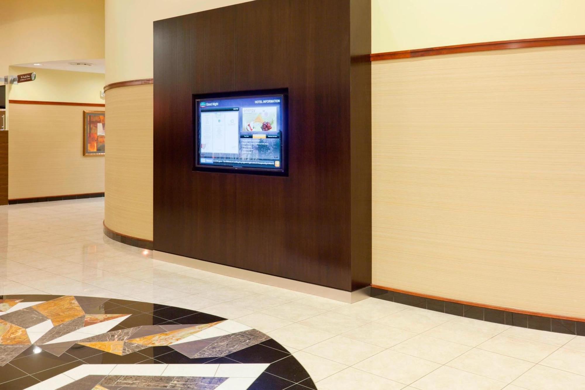 Courtyard Mayo Clinic Area/saint Marys 3*