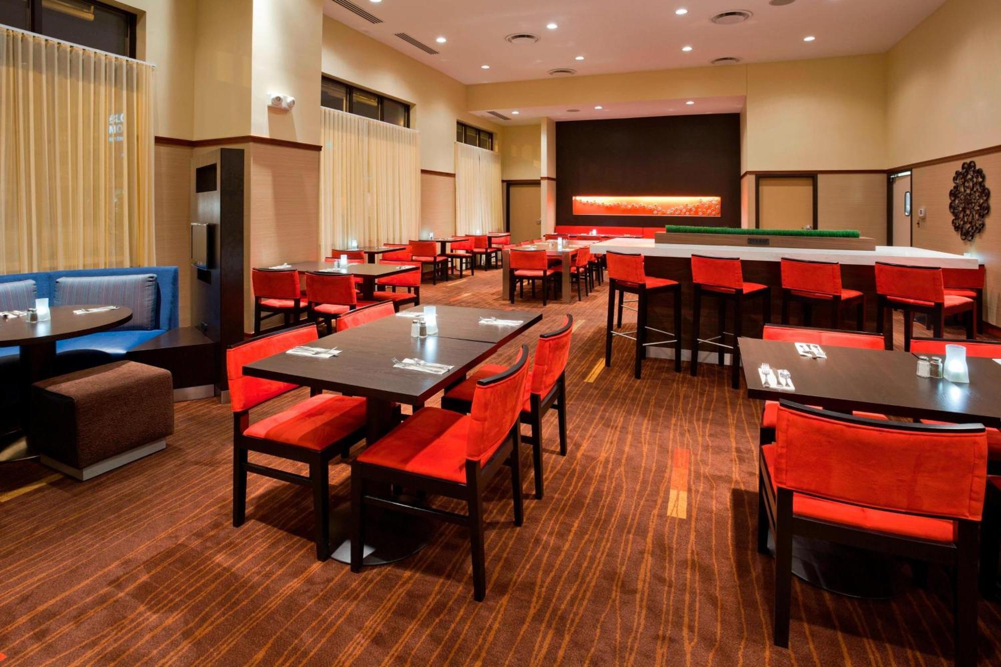 Hotel Courtyard Mayo Clinic Area/saint Marys 3*